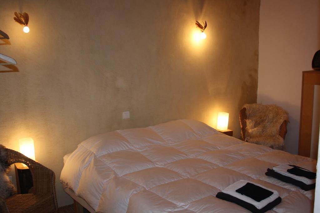 Mas La Donzelenche Hotel Vialas Værelse billede